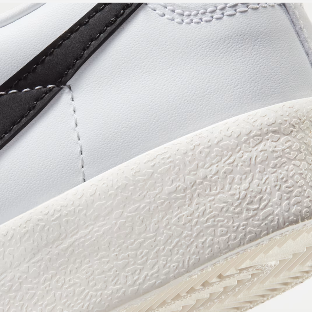 Nike Men's Blazer Low '77 Vintage 'White Black'