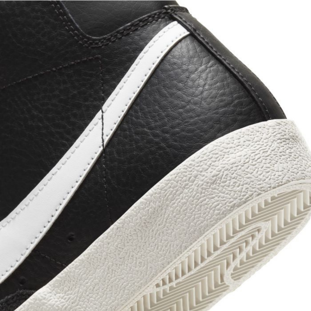 Nike Blazer Mid '77 Vintage 'Black Sail'